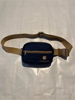 Catalog Navy and Tan Belt Bag